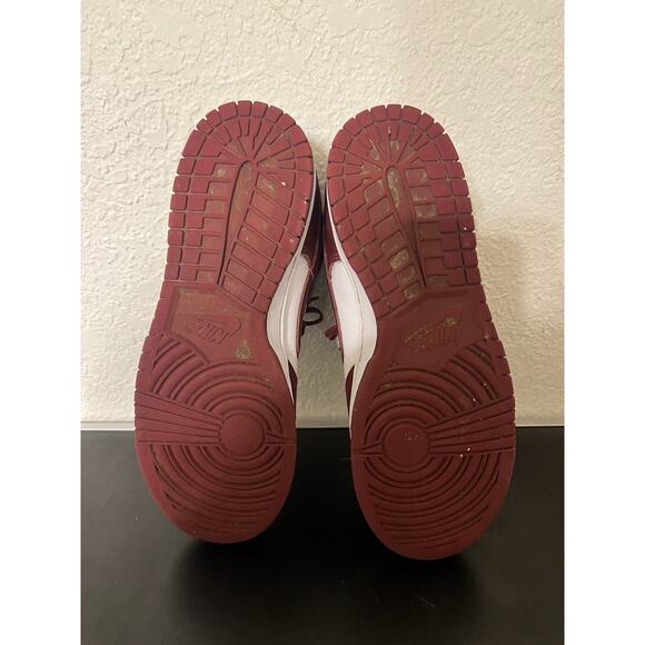 Size 10 Nike Air Dunk Low Retro Team Red Burgundy White DD1391-601 Sneakers Men - Picture 11 of 11